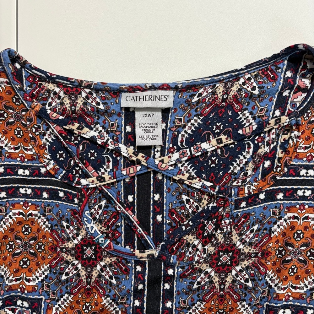 Catherines Geometric 3/4 Sleeve Tunic Top Size 2XWP Blue Stretch Slinky Boho - Picture 2 of 9